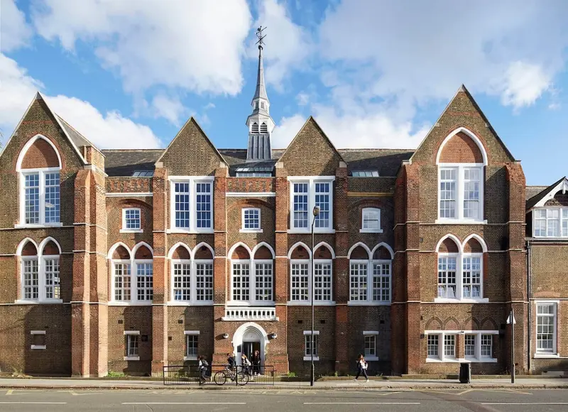 Collège Français Bilingue de Londres (CFBL) case study